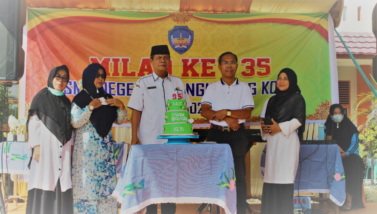 HUT SMAN 2 BANGKINANG KOTA KE 35