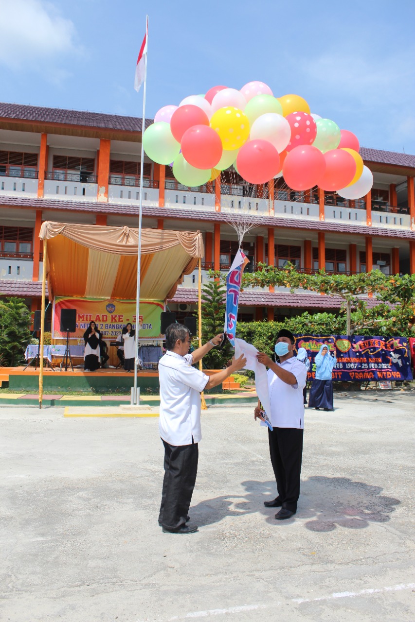 HUT SMAN 2 BANGKINANG KOTA KE 35